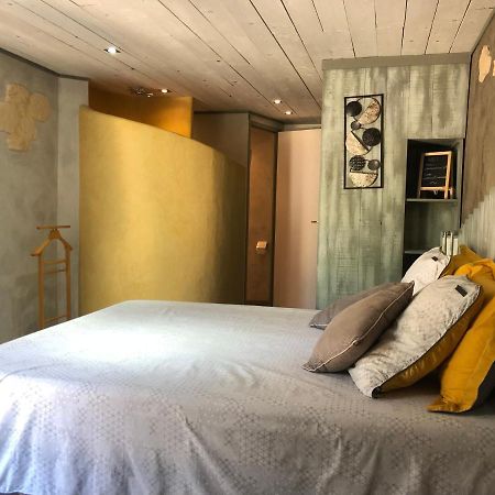 Hotel chambre d’hôtes des oliviers à La Roque-sur-Cèze Extérieur photo